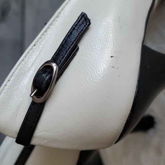 KENNETH COLE NEW YORK IVORY HEELS LEATHER SIZE 6 VINTAGE CLASSIC BLACK WHITE - Picture 12 of 14